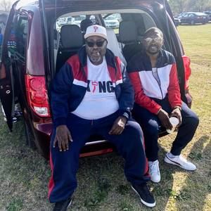 Meet your Posher, Gerald